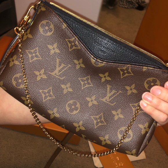 LOUIS VUITTON PALLAS CLUTCH - Picture 3 of 8